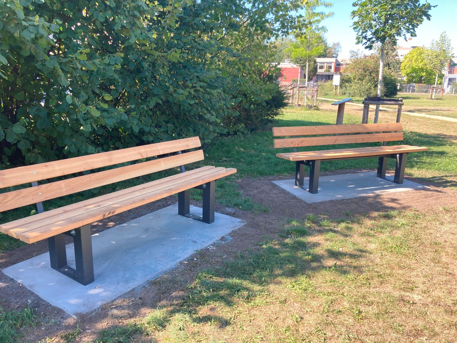 XXL Chillbänke im Klimapark